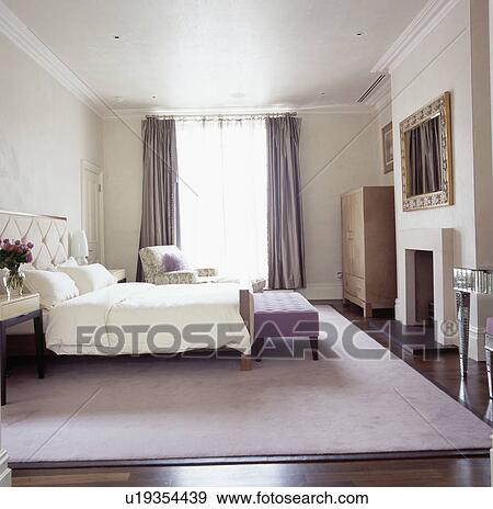 Banque de Photographies - lit, à, blanc, bedlinen, dans, chambre à ... Banque de Photographies - lit, à, blanc, bedlinen, dans, chambre à ...