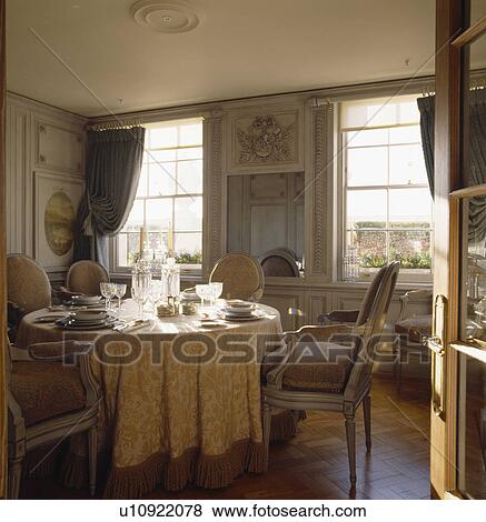 Louis Iv Style Upholstered Chairs And Table With Cream Silk