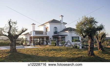 New villa at Arcos de la frontera Golf course Southern Spain View Large Photo Image Stock Photograph - New villa at Arcos de la frontera Golf course Southern Spain. Fotosearch