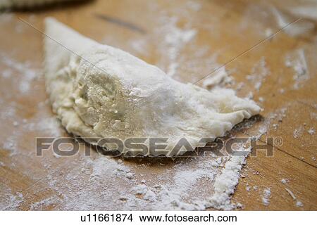 Picture - Making Moroccan Gazelle Horns / step shot. Fotosearch