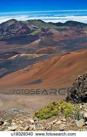 Stock Image -  hawaii maui haleakala national park puuulaula ft. Fotosearch
