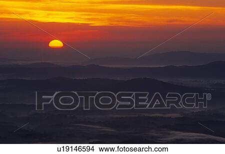 Picture -  sun beagle gap overlook shenandoah national park . Fotosearch