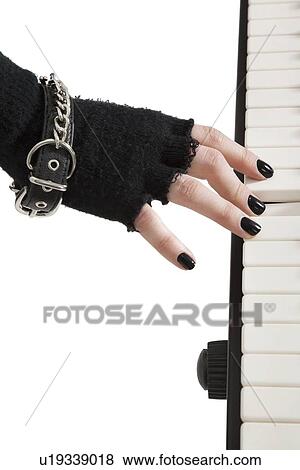 female fingerless gloves