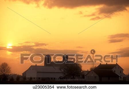 Amish, farm, Pennsylvania, sunset, sunrise, Lancaster County, Amish farm at sunset in picturesque Pennsylvania Dutch Country. View Large Photo Image Picture - Amish, farm, Pennsylvania, sunset, sunrise, Lancaster County, Amish farm at sunset in picturesque Pennsylvania Dutch Country.. Fotosearch