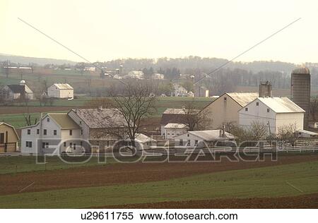 Amish, Pennsylvania, farm, Lancaster County, Scenic Amish farmland in picturesque Pennsylvania Dutch Country. View Large Photo Image Stock Photography - Amish, Pennsylvania, farm, Lancaster County, Scenic Amish farmland in picturesque Pennsylvania Dutch Country.. Fotosearch