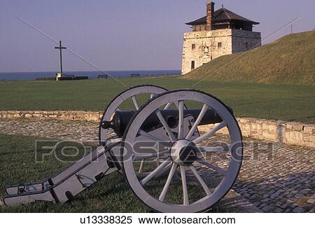 Stock Photography -  cannon, fort, Old Fort Niagara, New York, A cannon displayed at Old Fort Niagara at Old Fort Niagara State Park in Youngstown in the state of New York.. Fotosearch