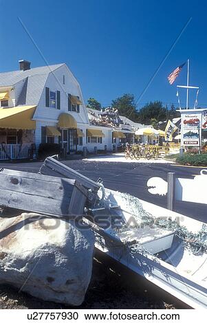 Stock Image -  Cape Cod, Massachusetts, Lobster Shanty Restaurant in Eastham, Massachusetts. . Fotosearch
