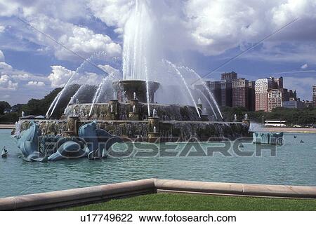 Chicago, Illinois, The Buckingham Memorial Fountain at Grant Park., View Large Photo Image Stock Image - Chicago, Illinois, The Buckingham Memorial Fountain at Grant Park., . Fotosearch