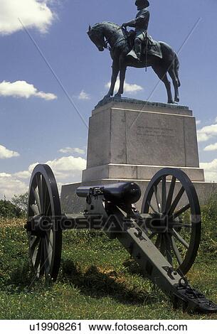 Gettysburg, cannon, battlfield, Gettysburg Military Park, Pennsylvania, Equestrian statue Major General Oliver Haward and cannon at East Cemetery Hill a battlefield site at Gettysburg National Military Park in Gettysburg in the state of Pennsylvania. View Large Photo Image Stock Image - Gettysburg, cannon, battlfield, Gettysburg Military Park, Pennsylvania, Equestrian statue Major General Oliver Haward and cannon at East Cemetery Hill a battlefield site at Gettysburg National Military Park in Gettysburg in the state of Pennsylvania.. Fotosearch