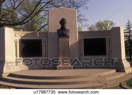 Gettysburg, Gettysburg Address, civil war, battlefield, Gettysburg National Military Park, Pennsylvania, Monument to Lincoln's Gettysburg Address at the National Cemetery in Gettysburg Nat'l Military Park in Gettysburg in the state of Pennsylvania. View Large Photo Image Stock Photography - Gettysburg, Gettysburg Address, civil war, battlefield, Gettysburg National Military Park, Pennsylvania, Monument to Lincoln's Gettysburg Address at the National Cemetery in Gettysburg Nat'l Military Park in Gettysburg in the state of Pennsylvania.. Fotosearch