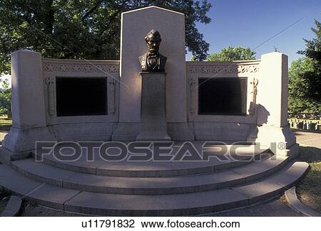 Gettysburg, Pennsylvania, Gettysburg Address, Monument to Abraham Lincoln's Gettysburg Address in Gettysburg National Cemetery at Gettysburg National Military Park, in Gettysburg in the state of Pennsylvania. View Large Photo Image Stock Image - Gettysburg, Pennsylvania, Gettysburg Address, Monument to Abraham Lincoln's Gettysburg Address in Gettysburg National Cemetery at Gettysburg National Military Park, in Gettysburg in the state of Pennsylvania.. Fotosearch