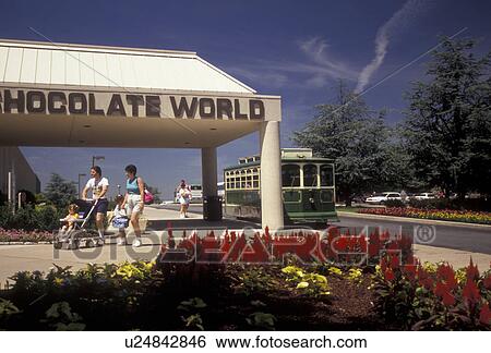Hershey, Pennsylvania, Hershey's Chocolate World, Trolley tourbus pulling up to entrance of Hershey's Chocolate World in Hershey in the state of Pennsylvania. View Large Photo Image Stock Photograph - Hershey, Pennsylvania, Hershey's Chocolate World, Trolley tourbus pulling up to entrance of Hershey's Chocolate World in Hershey in the state of Pennsylvania. . Fotosearch