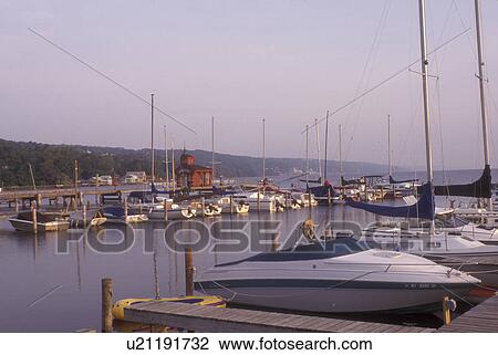 Stock Image -  New York, Finger Lakes, Marina on Seneca Lake in Watkins Glen., . Fotosearch