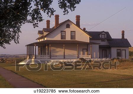 North Dakota, Commanding Officer's Quarters, The Custer House (Lt. Col. George Custer) and Cavalry Square at Fort Abraham Lincoln State Park in Mandan., View Large Photo Image Stock Photography - North Dakota, Commanding Officer's Quarters, The Custer House (Lt. Col. George Custer) and Cavalry Square at Fort Abraham Lincoln State Park in Mandan., . Fotosearch