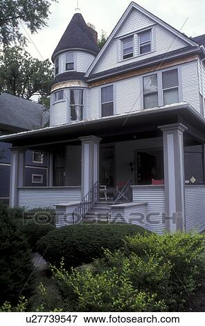 Stock Photo -  Oak Park, Illinois, Ernest Hemingway's Birthplace in Oak Park., . Fotosearch