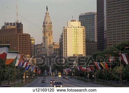 Philadelphia, city hall, downtown, skyline, Pennsylvania, City Hall stands at the end of the Benjamin Franklin Parkway in downtown Philadelphia in the state of Pennsylvania. View Large Photo Image Stock Image - Philadelphia, city hall, downtown, skyline, Pennsylvania, City Hall stands at the end of the Benjamin Franklin Parkway in downtown Philadelphia in the state of Pennsylvania. . Fotosearch