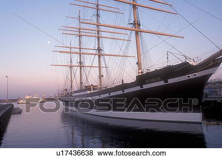 Philadelphia, vessel, boat, Pennsylvania, Penn's Landing, Delaware River, 1907 Moshulu, the largest steel sailing vessel in the world, docked at Historic Penn's Landing on the Delaware River at sunset in Philadelphia, Pennsylvania. View Large Photo Image Stock Photo - Philadelphia, vessel, boat, Pennsylvania, Penn's Landing, Delaware River, 1907 Moshulu, the largest steel sailing vessel in the world, docked at Historic Penn's Landing on the Delaware River at sunset in Philadelphia, Pennsylvania.. Fotosearch
