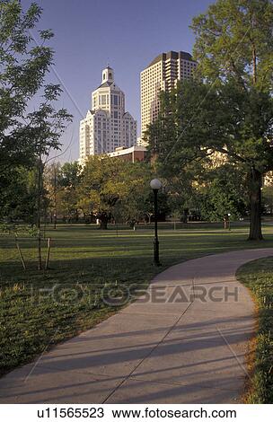 skyline, Hartford, Connecticut, Downtown skyline from Bushnell Park in Hartford in the state of Connecticut. View Large Photo Image Stock Image - skyline, Hartford, Connecticut, Downtown skyline from Bushnell Park in Hartford in the state of Connecticut.. Fotosearch