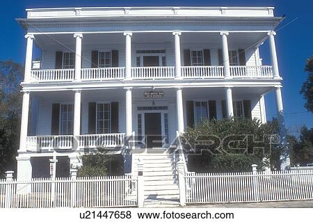 South Carolina, Beaufort, inn, antebellum, The Bay Street Inn, Bed & Breakfast, an antebellum house in Beaufort, South Carolina. View Large Photo Image Stock Photo - South Carolina, Beaufort, inn, antebellum, The Bay Street Inn, Bed & Breakfast, an antebellum house in Beaufort, South Carolina.. Fotosearch