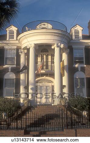 South Carolina, Charleston, mansion, Historic brick house in Charleston, South Carolina. View Large Photo Image Picture - South Carolina, Charleston, mansion, Historic brick house in Charleston, South Carolina.. Fotosearch