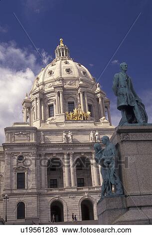 Stock Image -  St. Paul, State Capitol, State House, Twin cities, Minnesota, State Capitol Building in Saint Paul the capital city in the state of Minnesota.. Fotosearch