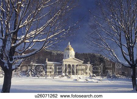 Stock Image -  State Capitol, State House, Vermont, winter, Montpelier, The snow covered State House in the capital city of Montpelier on a winter day in Washington County in the state of Vermont. . Fotosearch