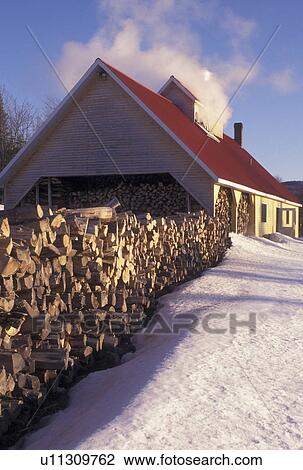 sugarhouse, Vermont, VT, Sugarhouse at Goodrich's Maple Farm in Cabot the snow in the early spring View Large Photo Image Stock Image - sugarhouse, Vermont, VT, Sugarhouse at Goodrich's Maple Farm in Cabot the snow in the early spring. Fotosearch