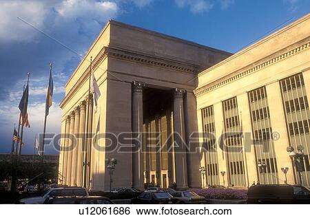 train station, Amtrak, Philadelphia, Pennsylvania, 30th Street Station (main terminal) in downtown Philadelphia, Pennsylvania. View Large Photo Image Stock Photograph - train station, Amtrak, Philadelphia, Pennsylvania, 30th Street Station (main terminal) in downtown Philadelphia, Pennsylvania.. Fotosearch