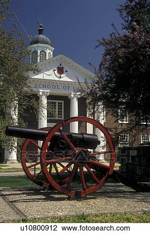 Stock Image -  university, college, Louisville, Kentucky, Cannon display outside the School of Law at the University of Louisville in Louisville in the state of Kentucky.. Fotosearch