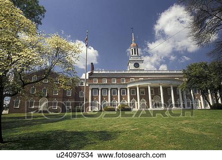 Picture -  university, college, Macon, Georgia, Mercer School of Law at Mercer University in Macon in the state of Georgia.. Fotosearch