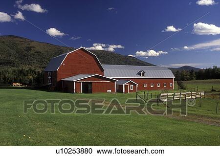 Vermont, barn, Red barn in a scenic setting in Waterbury Center View Large Photo Image Stock Image - Vermont, barn, Red barn in a scenic setting in Waterbury Center . Fotosearch
