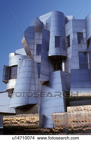 Picture -  art museum, university, Minnesota, Minneapolis, MN, Twin Cities, Frederick R. Weisman Art Museum at the University of Minnesota in Minneapolis.. Fotosearch