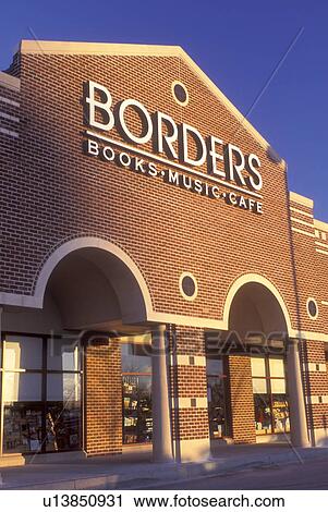 Stock Image -  Borders, bookstore, Wilmington, DE, Delaware, Entrance to Borders Bookstore in Wilmington.. Fotosearch