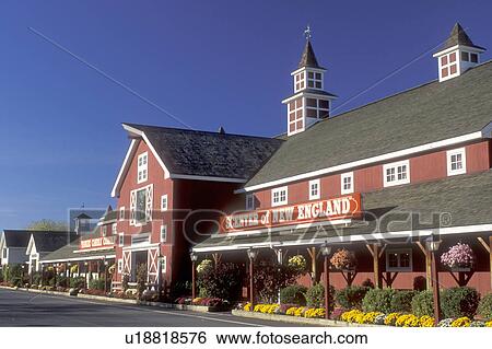 Stock Photograph -  candle, South Deerfield, Massachusetts, MA, The Connecticut River Valley, Yankee Candle Company in South Deerfield in the autumn.. Fotosearch