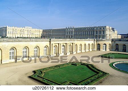Stock Image -  Chateau de Versailles, Versailles, palace, Ile de France, France, Yvelines, Paris, Europe, Gardens at Chateau de Versailles.. Fotosearch