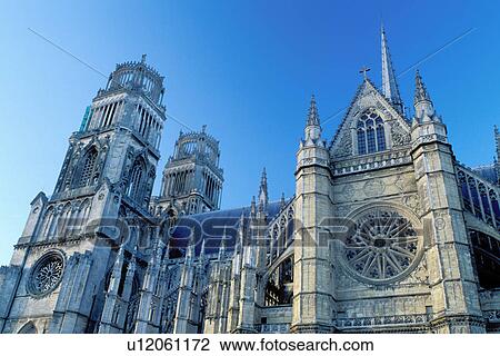 Stock Image -  church, France, Orleans, Loire Valley, Loire Castle Region, Loiret, Centre, Europe, Neo-Gothic style Cathedrale Sainte-Croix in the town of Orleans.. Fotosearch