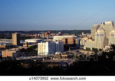 Cincinnati, skyline, OH, Ohio, Downtown skyline of Cincinnati. View Large Photo Image Stock Image - Cincinnati, skyline, OH, Ohio, Downtown skyline of Cincinnati.. Fotosearch