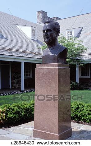 Franklin Delano Roosevelt, library, Hyde Park, New York, Bust of FDR at the Franklin D. Roosevelt Library and Museum in Hyde Park, New York. View Large Photo Image Stock Image - Franklin Delano Roosevelt, library, Hyde Park, New York, Bust of FDR at the Franklin D. Roosevelt Library and Museum in Hyde Park, New York.. Fotosearch