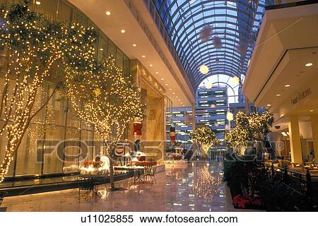 hotel, Richmond, VA, Virginia, The lobby of the Omni Richmond Hotel decorated for the Christmas holidays in Richmond. View Large Photo Image Stock Photography - hotel, Richmond, VA, Virginia, The lobby of the Omni Richmond Hotel decorated for the Christmas holidays in Richmond.. Fotosearch