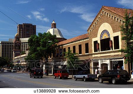 Kansas City, MO, Missouri, Country Club Plaza on Broadway. View Large Photo Image Stock Photo - Kansas City, MO, Missouri, Country Club Plaza on Broadway.. Fotosearch