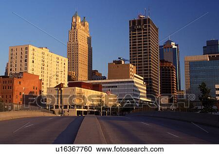 Kansas City, overpass, skyline, MO, Missouri, downtown skyline of Kansas City. View Large Photo Image Stock Image - Kansas City, overpass, skyline, MO, Missouri, downtown skyline of Kansas City. . Fotosearch