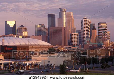 Metrodome, skyline, Minneapolis, MN, Minnesota, Twin Cities, Hubert H. Humphrey Metrodome and downtown skyline of Minneapolis. View Large Photo Image Picture - Metrodome, skyline, Minneapolis, MN, Minnesota, Twin Cities, Hubert H. Humphrey Metrodome and downtown skyline of Minneapolis.. Fotosearch