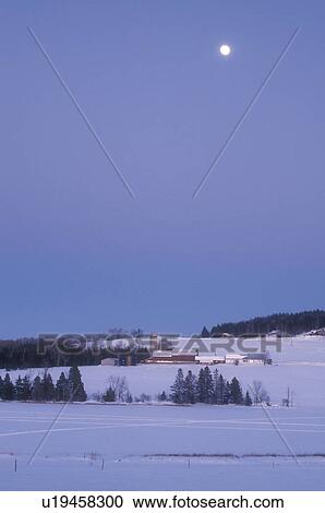moon, farm, winter, barn, East Cabot, Vermont, Lakewood Farm, VT, Red barn on a farm in the snow under a full moon at dusk in winter in East Cabot. View Large Photo Image Stock Image - moon, farm, winter, barn, East Cabot, Vermont, Lakewood Farm, VT, Red barn on a farm in the snow under a full moon at dusk in winter in East Cabot.. Fotosearch