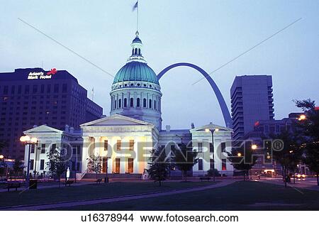 St. Louis, downtown skyline, MO, Missouri, View of the Old Courthouse and Gateway Arch from Kiener Plaza in downtown St. Louis in the evening. Jefferson National Expansion Memorial. View Large Photo Image Picture - St. Louis, downtown skyline, MO, Missouri, View of the Old Courthouse and Gateway Arch from Kiener Plaza in downtown St. Louis in the evening. Jefferson National Expansion Memorial.. Fotosearch