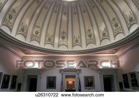 Stock Image -  State Capitol, Richmond, State House, VA, Virginia, The dome of The Rotunda inside the Virginia State Capitol in the capital city of Richmond.. Fotosearch