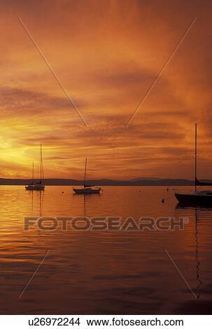 Picture -  sunrise, Vermont, VT, South Hero, [Sunrise, sunset] over Appletree Marina on Lake Champlain.. Fotosearch