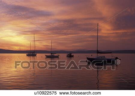 Stock Photography -  sunrise, Vermont, VT, South Hero, [Sunrise, sunset] over Appletree Marina on Lake Champlain.. Fotosearch