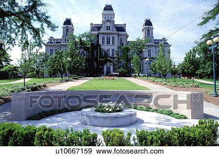 Stock Photo -  university, Syracuse, NY, New York, Building on the campus of the University of Syracuse.. Fotosearch