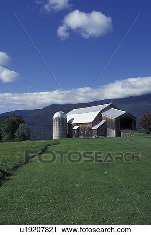 Vermont, VT, Scenic Bragg Farm and the Green Mountains in Fayston in Mad River Valley View Large Photo Image Stock Image - Vermont, VT, Scenic Bragg Farm and the Green Mountains in Fayston in Mad River Valley . Fotosearch