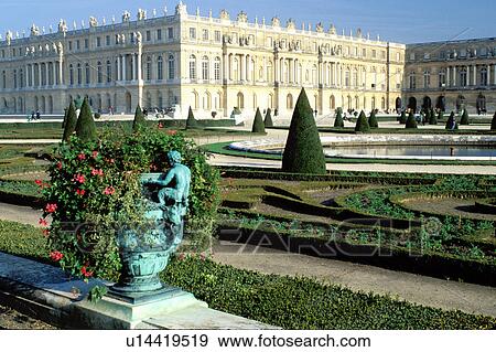Stock Photo -  Versailles, palace, France, Ile de France, Paris, Yvelines, Europe, Gardens at Chateau de Versailles.. Fotosearch